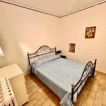 La Casa Di Angelo In Centro A Piano Terra Con Aria Condizionata * Numana